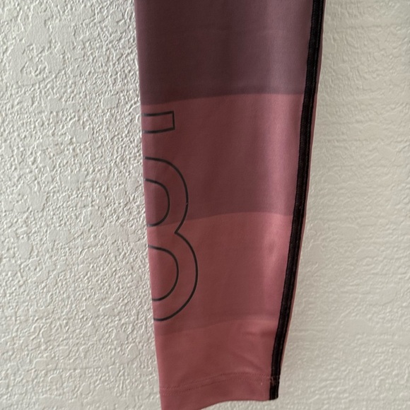 Beyond Yoga Lux High-Rise Ombré Striped Leggings Size XS - Picture 8 of 10